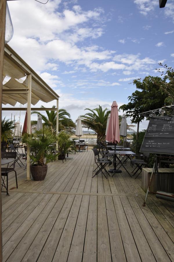 Terrasse de chez Sébastien Degraves, Dégustation d'huîtres